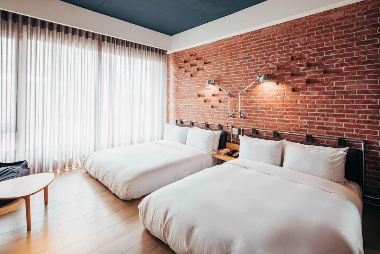U.I.J Hotel & Hostel Tainan Dış mekan fotoğraf