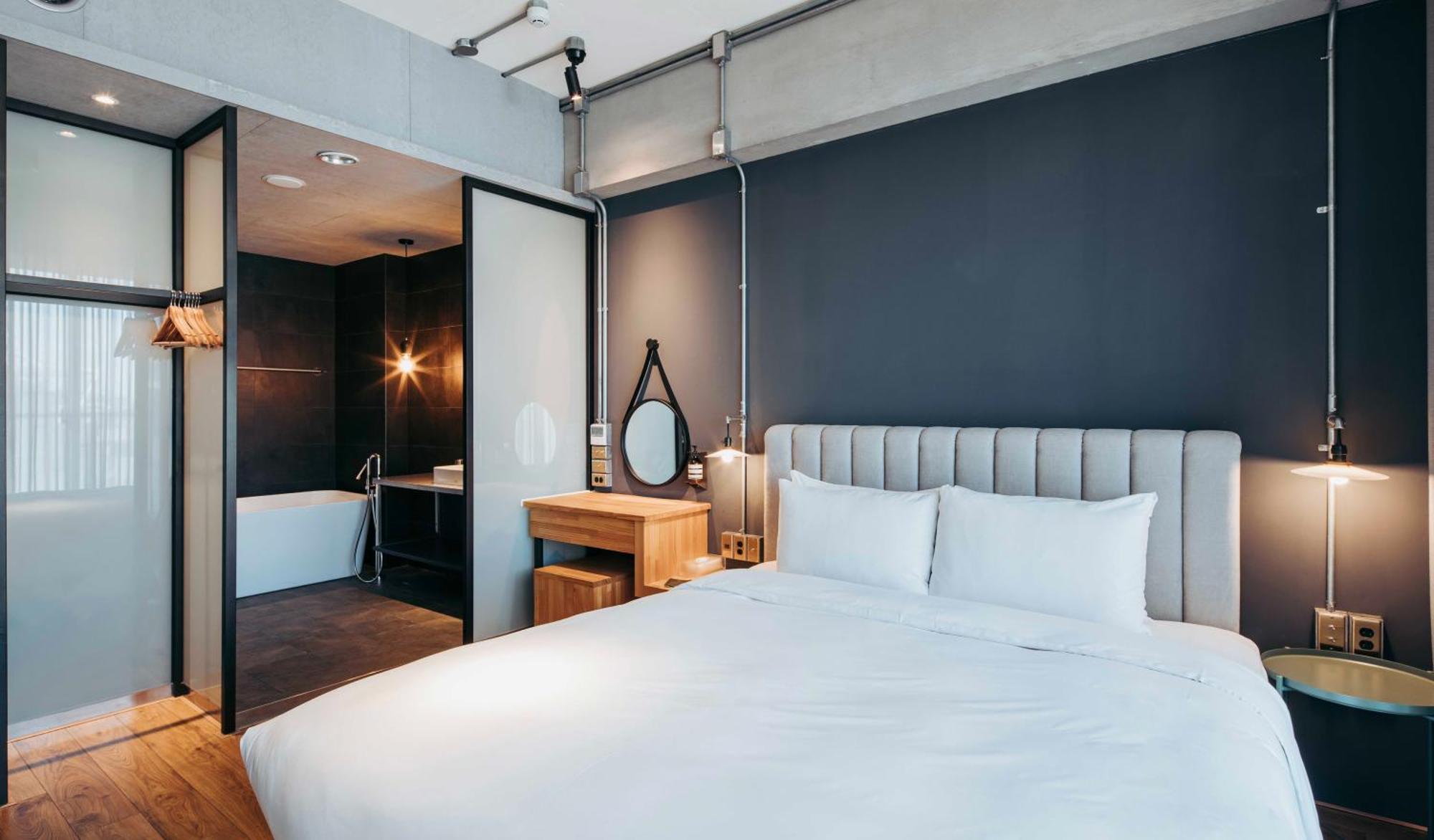 U.I.J Hotel & Hostel Tainan Dış mekan fotoğraf